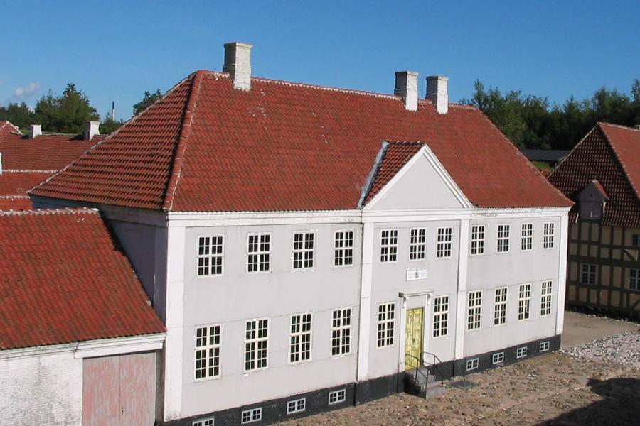Miniby